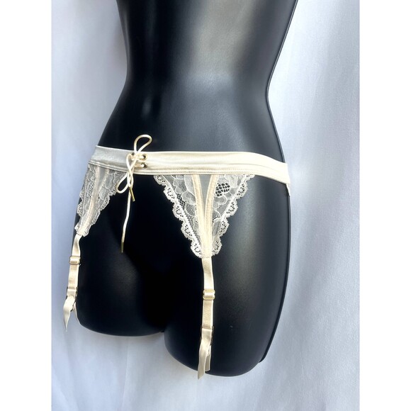 Vintage Victorias Secret Beige Cream Lace Garter Belt Lingerie Size XS/S Cute - Picture 3 of 9